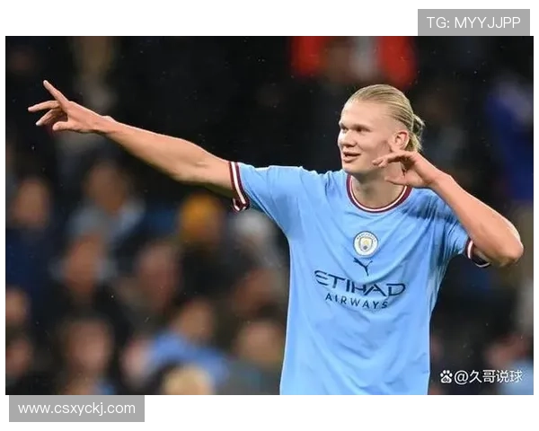 全球现役足球前锋明星盘点他们的风采与成就