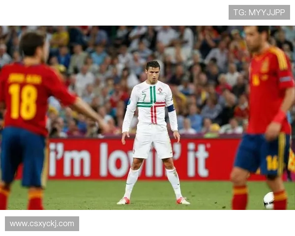 足球巨星C罗荣获金牌再创辉煌成就引发全球热议