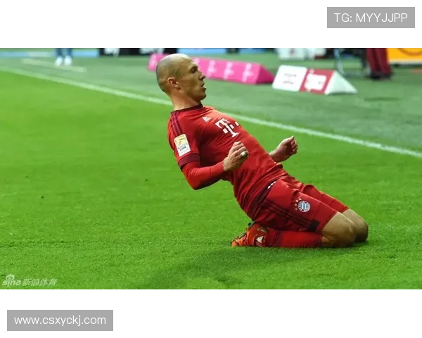 足球明星滑跪挑战赛谁能滑得最远引发热议与关注